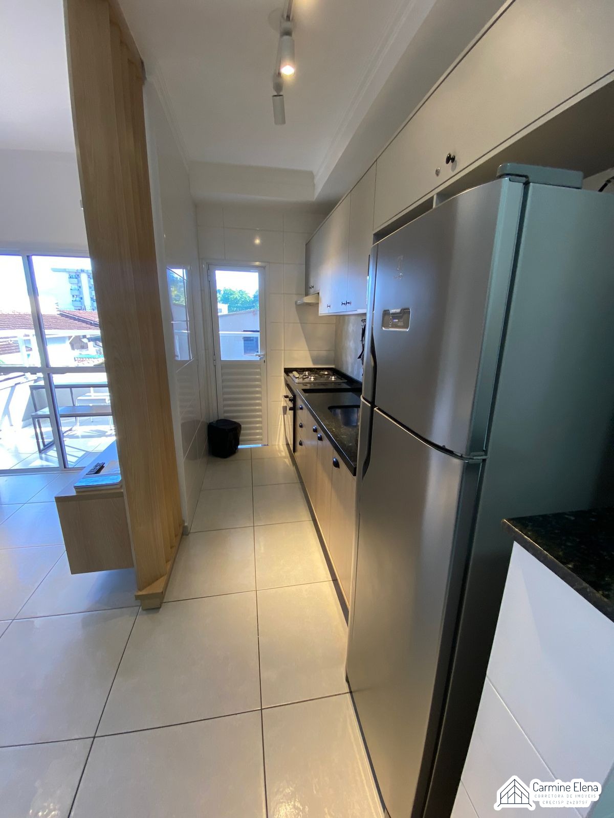 Apartamento à venda com 2 quartos, 15m² - Foto 3