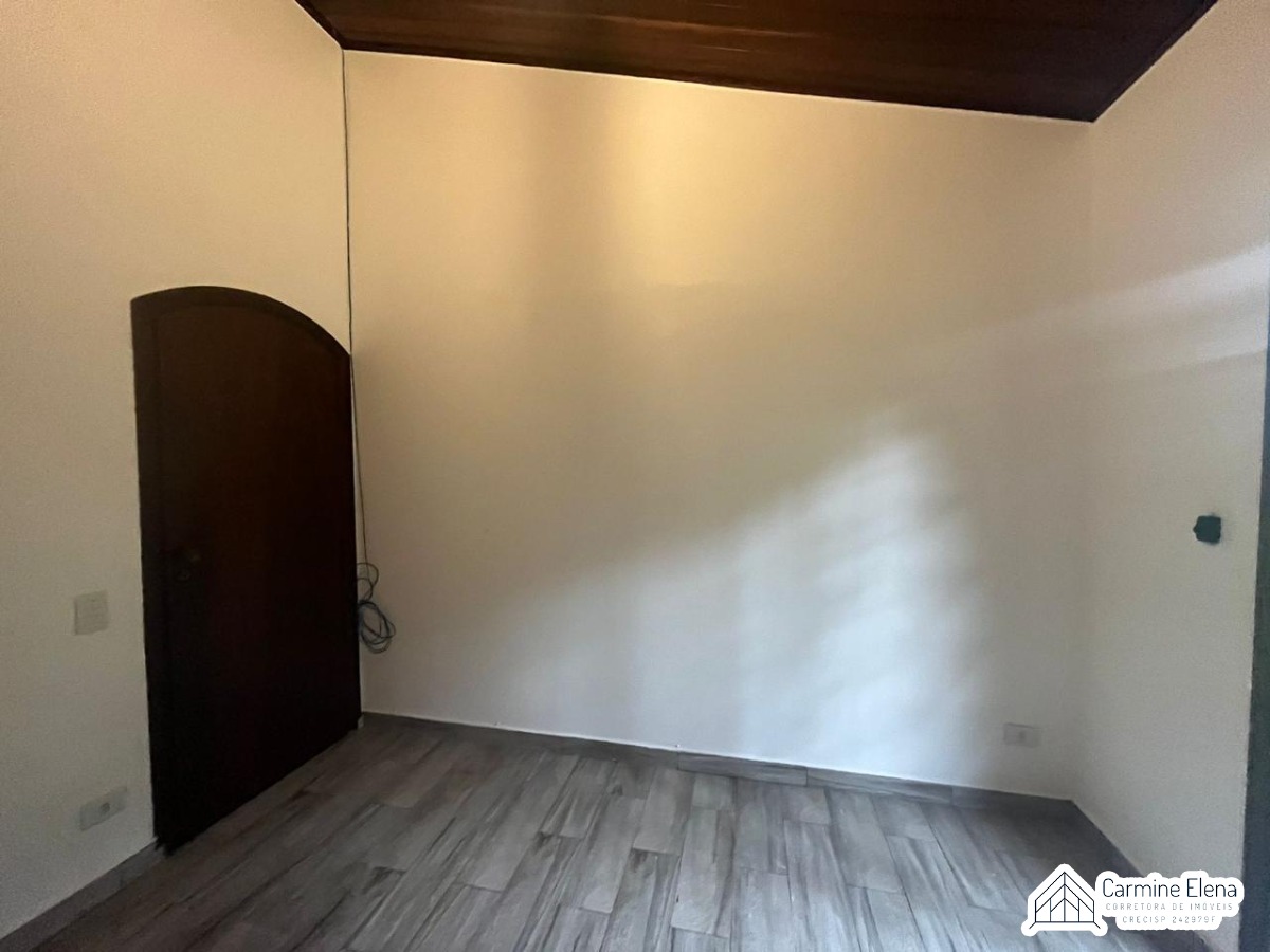 Casa para alugar com 3 quartos, 15m² - Foto 10