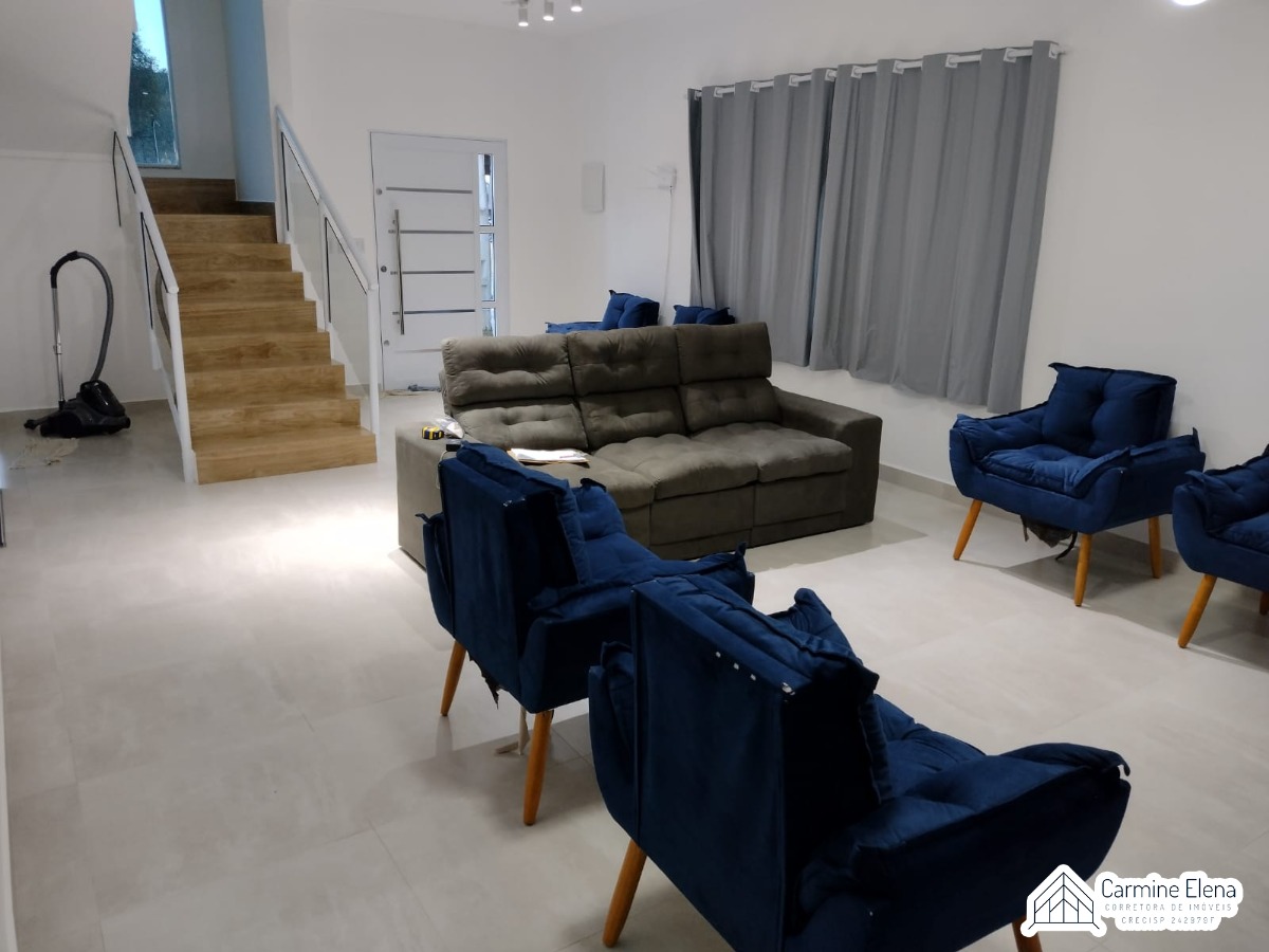 Casa de Condomínio à venda com 3 quartos, 300m² - Foto 1